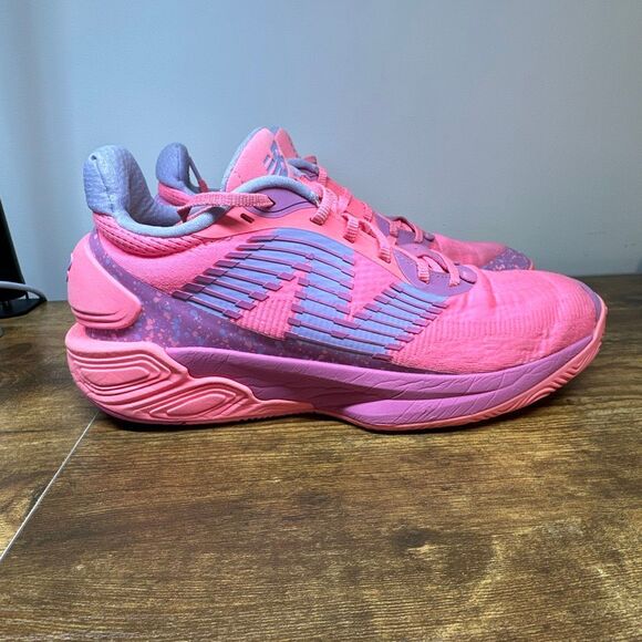 New Balance Basketball Shoes Mens 13 Pink Two WXY v5 Sneakers Running Workout - Picture 1 of 13